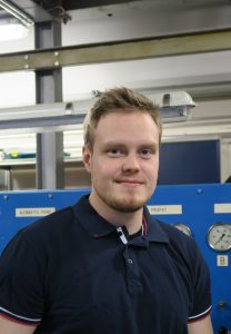 Chris_korjaamo_pysty